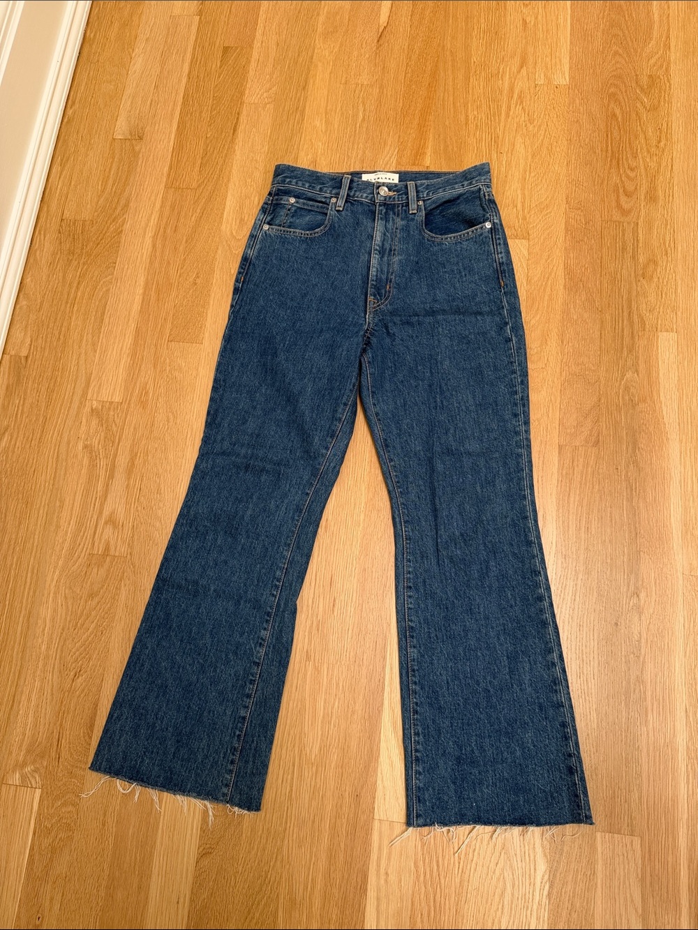 SLVRLAKE Frankie Flare Jeans Frayed Raw-Cut Hem Cropped High Waisted 27 - Picture 3 of 10